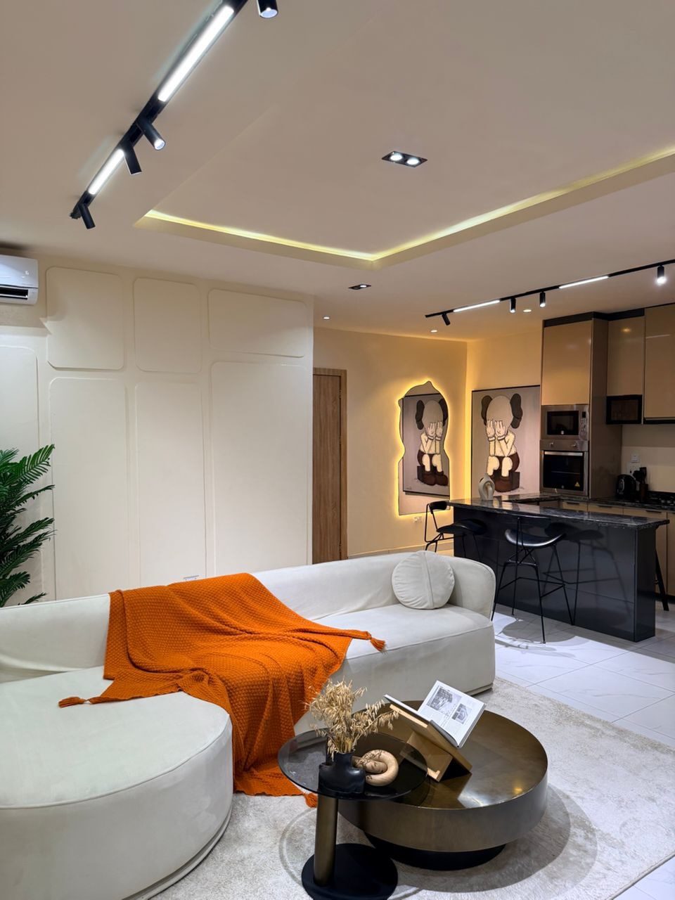Beautiful 2 Bedroom Apartment