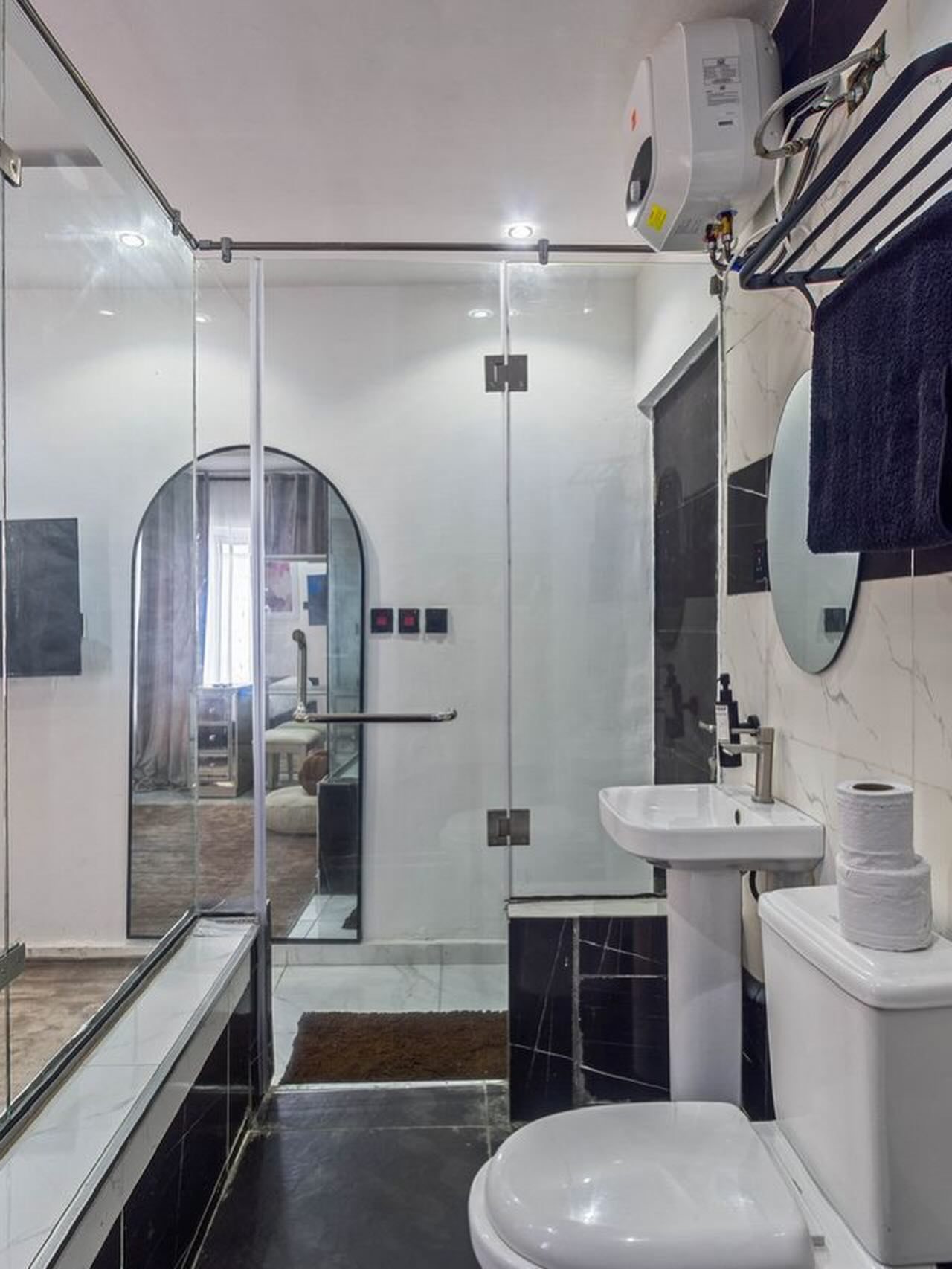 Champagne: Spacious 1 Bedroom Apartment