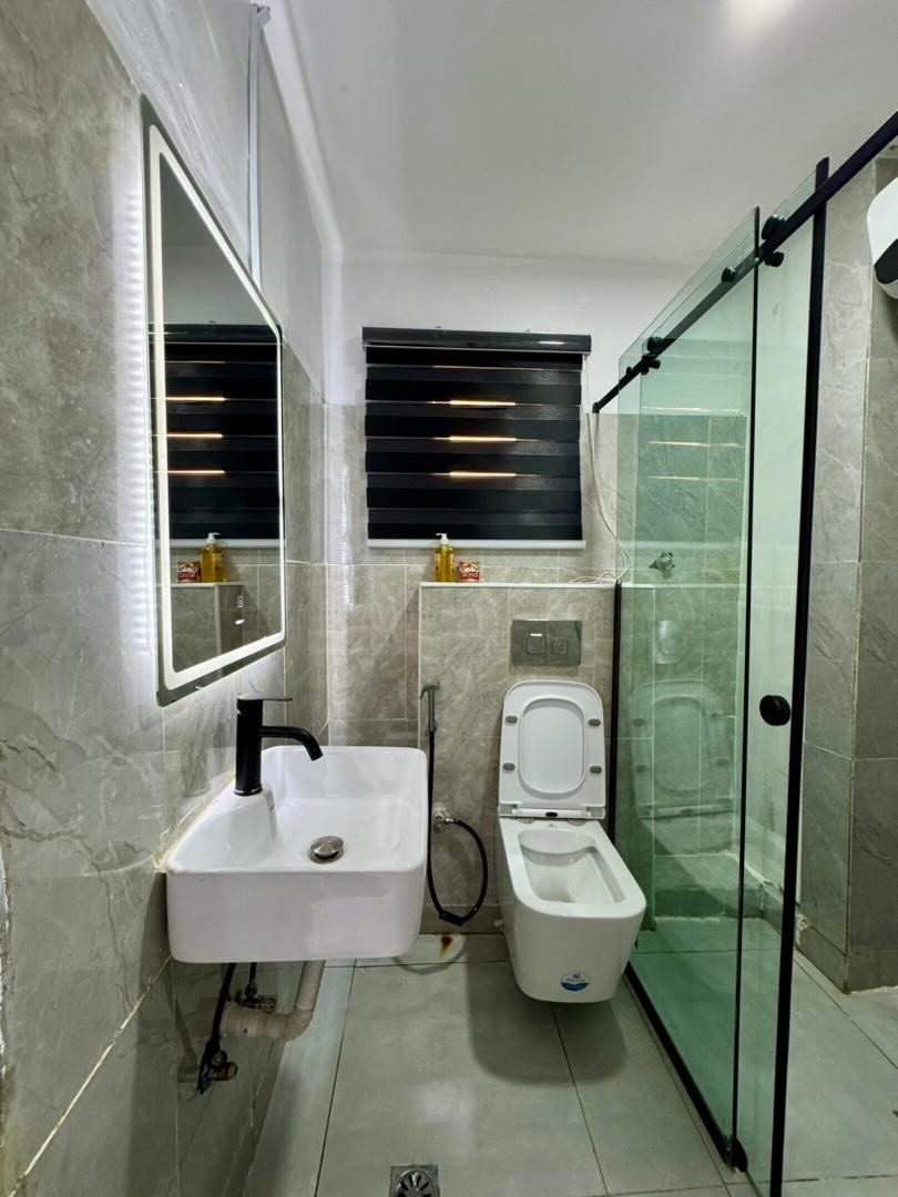 Brand New Luxury 2 Bedroom Maisonette