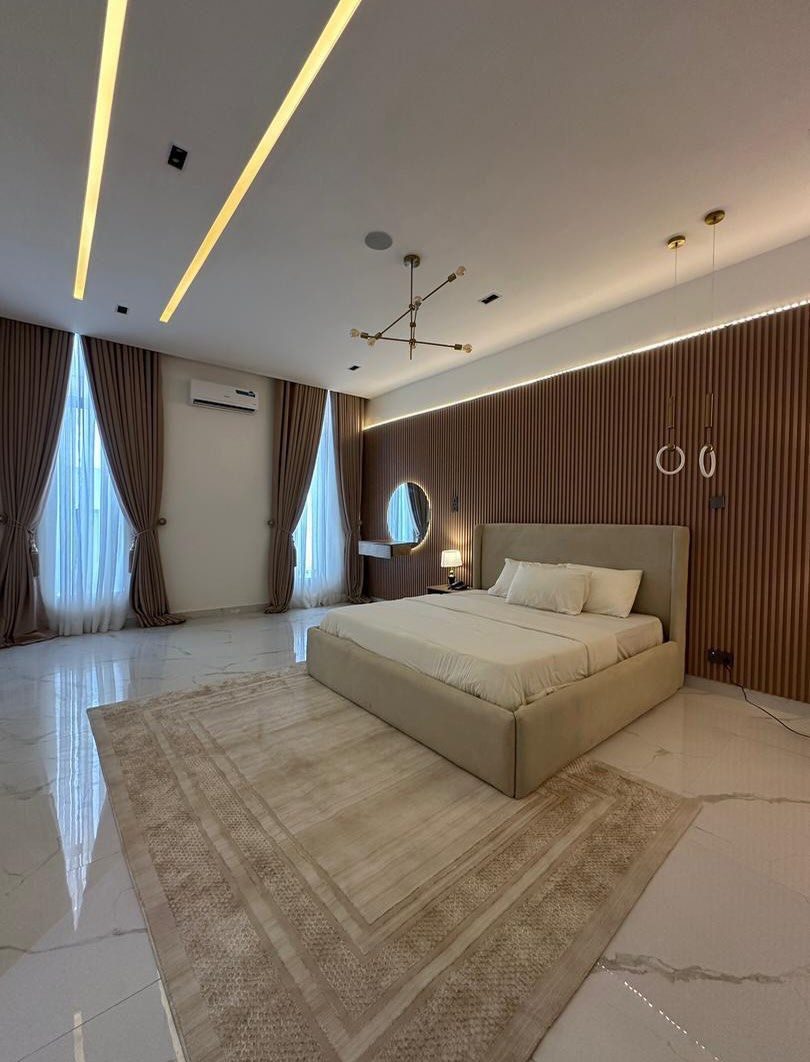 Grand 5 Bedroom Self Compound Duplex
