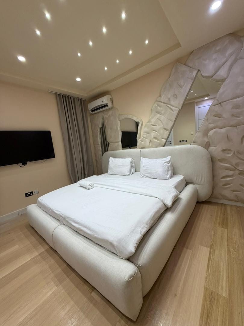 New 1 Bedroom Apartment