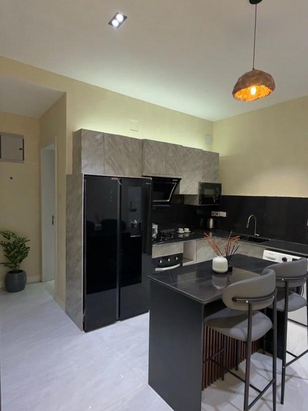 Cozy 2 Bedroom Apartment