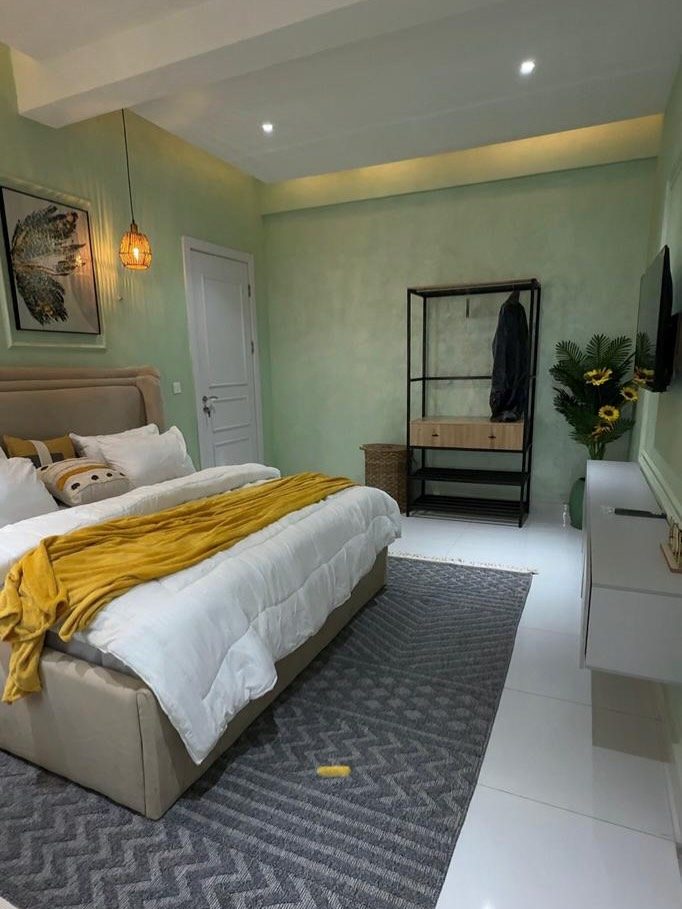Cozy 2 Bedroom Apartment