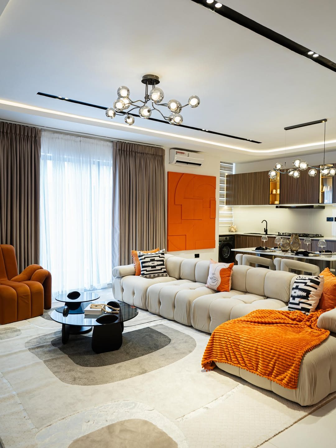 LUXURY 2 BEDROOM APARTMENT WITH GYM