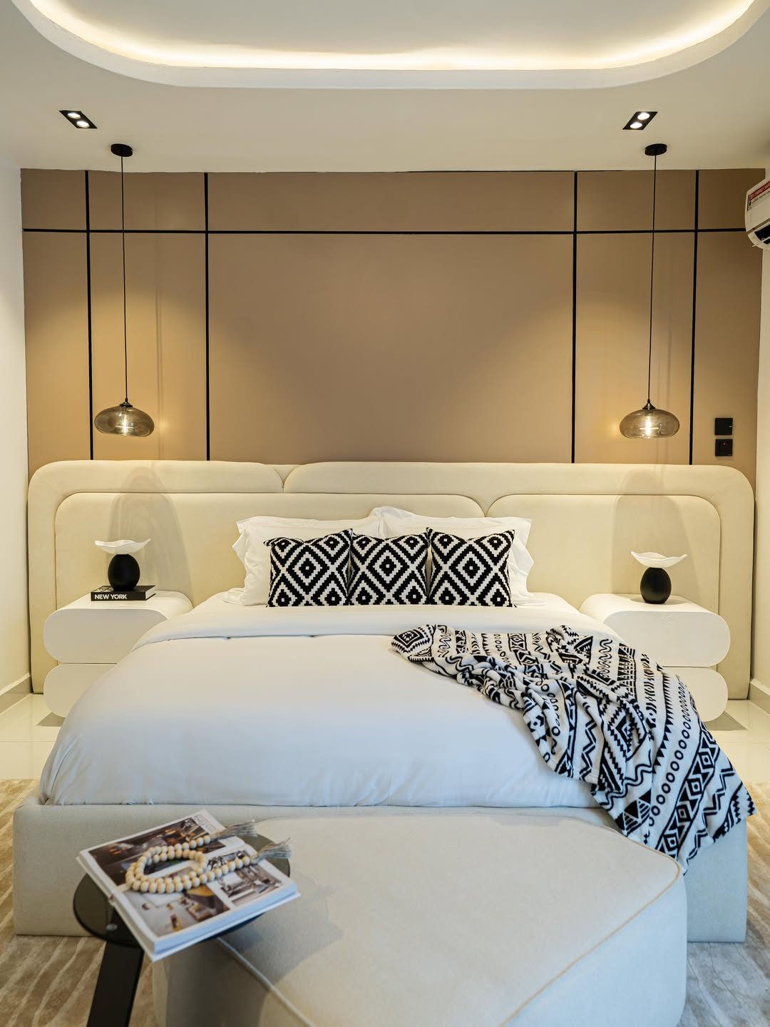 LUXURY 2 BEDROOM APARTMENT WITH GYM
