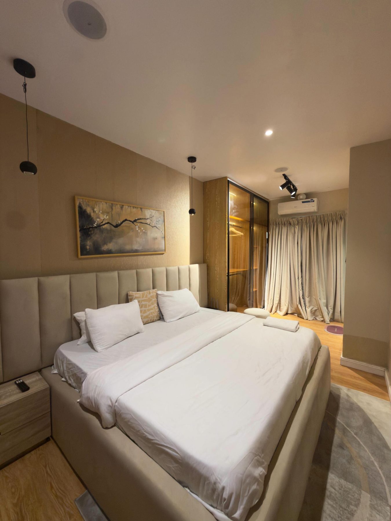 ELEGANT 2-BEDROOM MAISONETTE